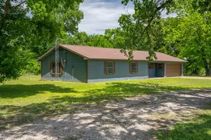450 Rs County Rd 4480, Point, TX 75472 - Photo 32