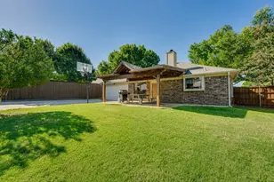 2301 University Dr, Rowlett, TX 75088 - Photo 2