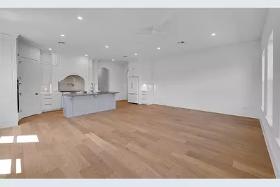 13052 Rainier Drive, Woodway, TX 76712 - Photo 6