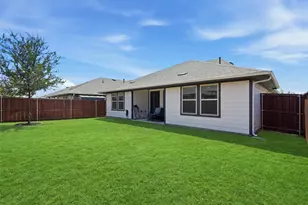 11328 Headwater Ct, Providence Village, TX 76227 - Photo 16