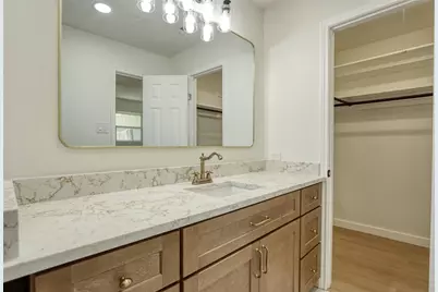 729 Oakwood Avenue, Hurst, TX 76053 - Photo 22
