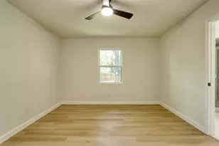 729 Oakwood Ave, Hurst, TX 76053 - Photo 26