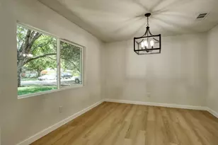 729 Oakwood Ave, Hurst, TX 76053 - Photo 4