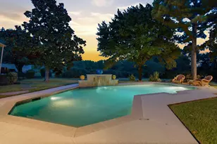 2104 Beachview Dr, Flower Mound, TX 75022 - Photo 6
