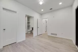4225 Bernice St, Haltom City, TX 76117 - Photo 12