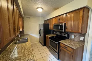 2721 Hurstview Dr, Hurst, TX 76054 - Photo 4