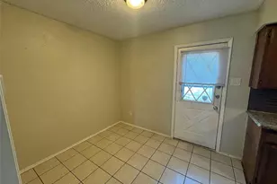 2721 Hurstview Dr, Hurst, TX 76054 - Photo 6