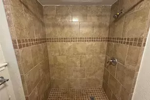2721 Hurstview Dr, Hurst, TX 76054 - Photo 8