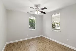 915 Cameron Ave, Dallas, TX 75223 - Photo 8