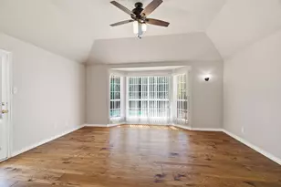 8417 Castle Creek Rd, North Richland Hills, TX 76182 - Photo 26