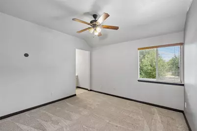 2655 Waterfront Drive, Grand Prairie, TX 75054 - Photo 20