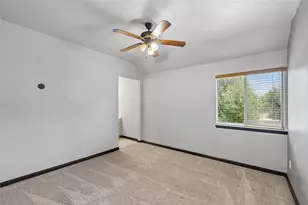 2655 Waterfront Dr, Grand Prairie, TX 75054 - Photo 20