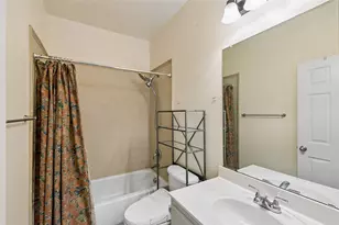 2655 Waterfront Dr, Grand Prairie, TX 75054 - Photo 20
