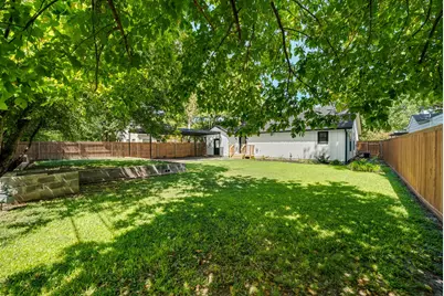 833 N Bailey Avenue, Fort Worth, TX 76107 - Photo 24