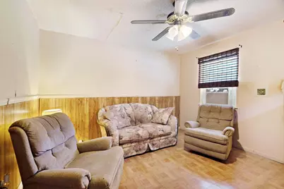 202 4th Street NW, Paris, TX 75460 - Photo 6