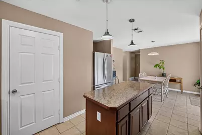 250 S Shore Place, Lewisville, TX 75067 - Photo 14