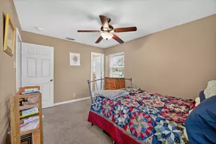 250 S Shore Pl, Lewisville, TX 75067 - Photo 16