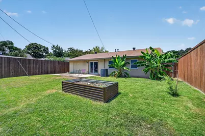 250 S Shore Place, Lewisville, TX 75067 - Photo 2