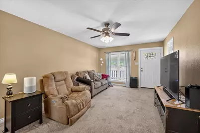 250 S Shore Place, Lewisville, TX 75067 - Photo 6
