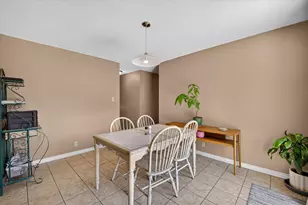 250 S Shore Pl, Lewisville, TX 75067 - Photo 8