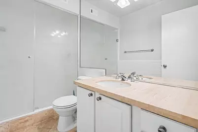 5926 Sandhurst Lane #223, Dallas, TX 75206 - Photo 16
