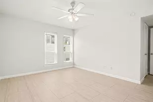 5926 Sandhurst Ln, Dallas, TX 75206 - Photo 20