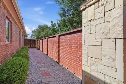 5901 Glenwood Drive, Denton, TX 76208 - Photo 32