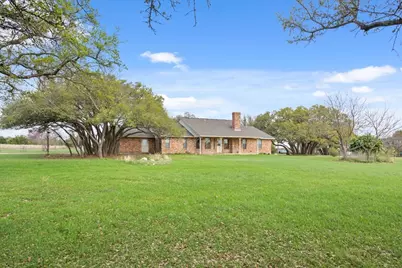 146 Indian Paint Brush Road, Eddy, TX 76524 - Photo 2