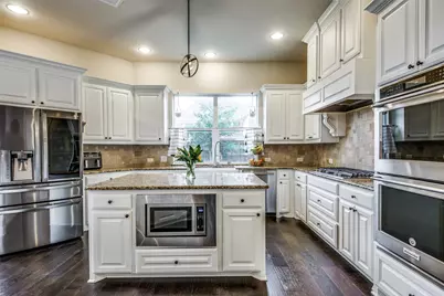 10404 Bartlett Drive, Frisco, TX 75035 - Photo 16