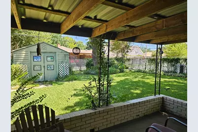 1914 Surrey Circle, Grand Prairie, TX 75050 - Photo 2