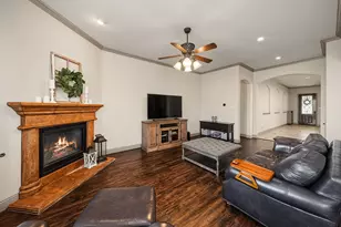 1218 Thistle Hl Trl, Weatherford, TX 76087 - Photo 10