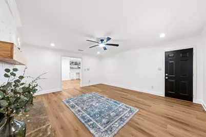 2110 Tompkins Drive, Grand Prairie, TX 75051 - Photo 14