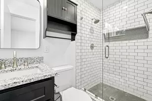 703 Casa Linda St, Ennis, TX 75119 - Photo 18