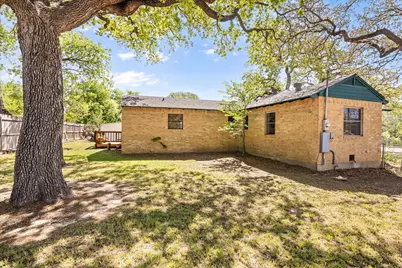 201 E 3rd Street, Weatherford, TX 76086 - Photo 30