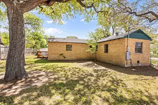 201 E 3rd St, Weatherford, TX 76086 - Photo 30