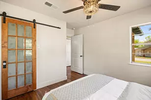 201 E 3rd St, Weatherford, TX 76086 - Photo 18
