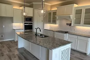 173 Crenshaw Ct, Stephenville, TX 76401 - Photo 4