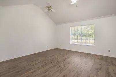 1423 S Howeth Street, Gainesville, TX 76240 - Photo 22