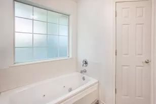 1423 S Howeth St, Gainesville, TX 76240 - Photo 28