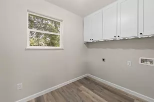 202 Roaring Springs Dr, Joshua, TX 76058 - Photo 8