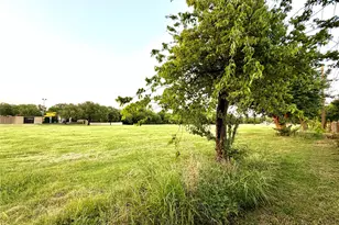1209 Rosewood Hills Dr, Garland, TX 75040 - Photo 22