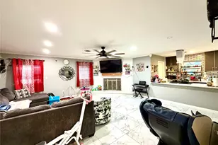 1209 Rosewood Hills Dr, Garland, TX 75040 - Photo 4