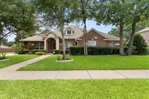 5624 English Oak Dr, Fort Worth, TX 76244 - Photo 1