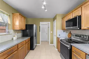 3709 S Llano Estacado Ct, Killeen, TX 76549 - Photo 4