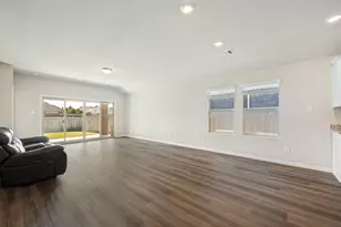 5529 Baker Creek Rd, Fort Worth, TX 76126 - Photo 10