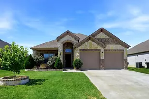 686 Navasota Dr, Crandall, TX 75114 - Photo 1