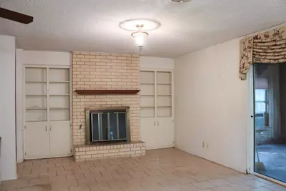 1210 Cozby Street S, Benbrook, TX 76126 - Photo 18