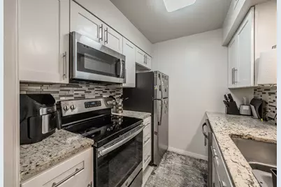 12816 Midway Road #2063, Dallas, TX 75244 - Photo 10