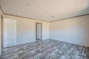 101 Kelly Ct, Azle, TX 76020 - Photo 14