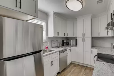 5825 Hillcroft Street, Dallas, TX 75227 - Photo 8
